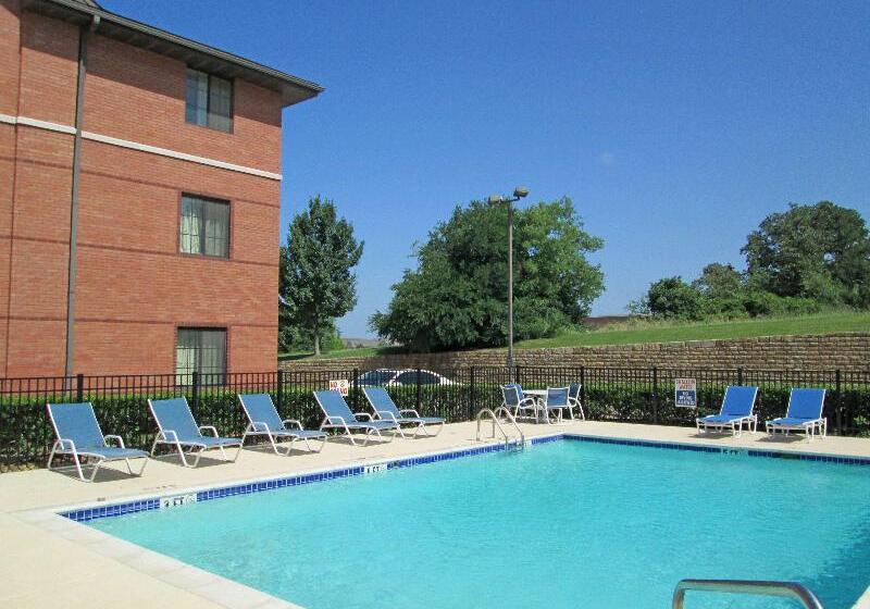 בית מלון כפרי Baymont By Wyndham Bedford Dallas