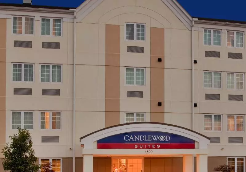 בית מלון כפרי Candlewood Suites Chesapeake Suffolk, An Ihg