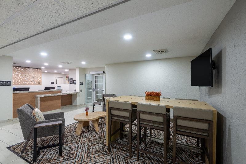 فندق Candlewood Suites Chesapeake Suffolk, An Ihg