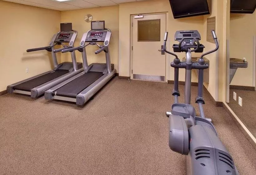 فندق Candlewood Suites Omaha Airport By Ihg