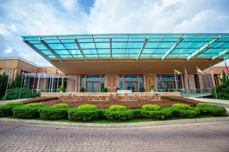 Chiangmai Grandview Hotel & Convention Center Sha Extra Plus