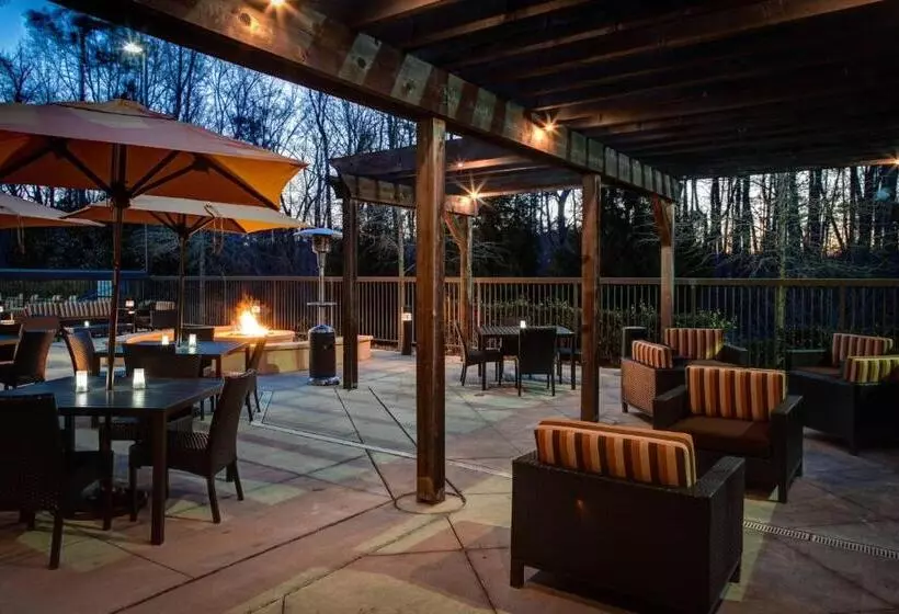 בית מלון כפרי Courtyard Atlanta Airport West