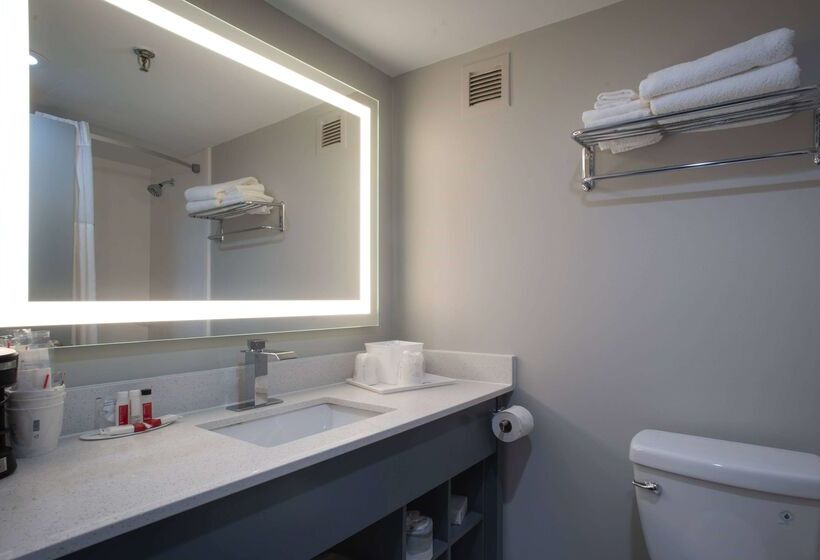 Отель Best Western Rutgers University