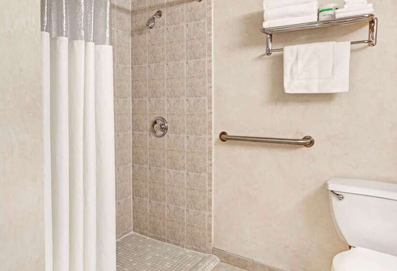 Отель Best Western Rutgers University