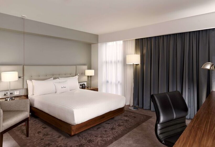 Отель Doubletree By Hilton  Lincoln