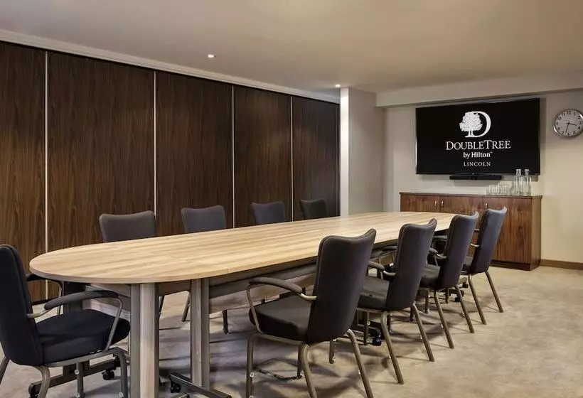 ホテル Doubletree By Hilton Lincoln