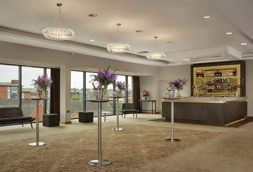 ホテル Doubletree By Hilton Lincoln