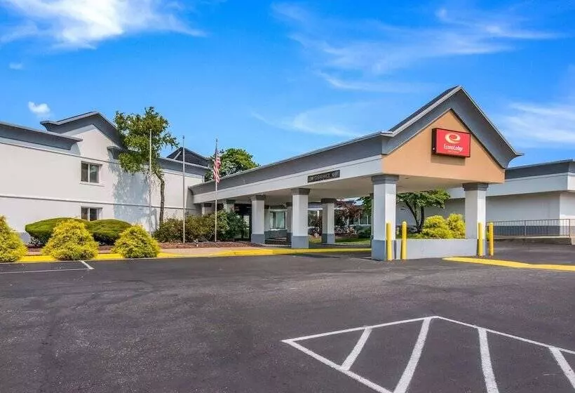 ホテル Econo Lodge Inn & Suites