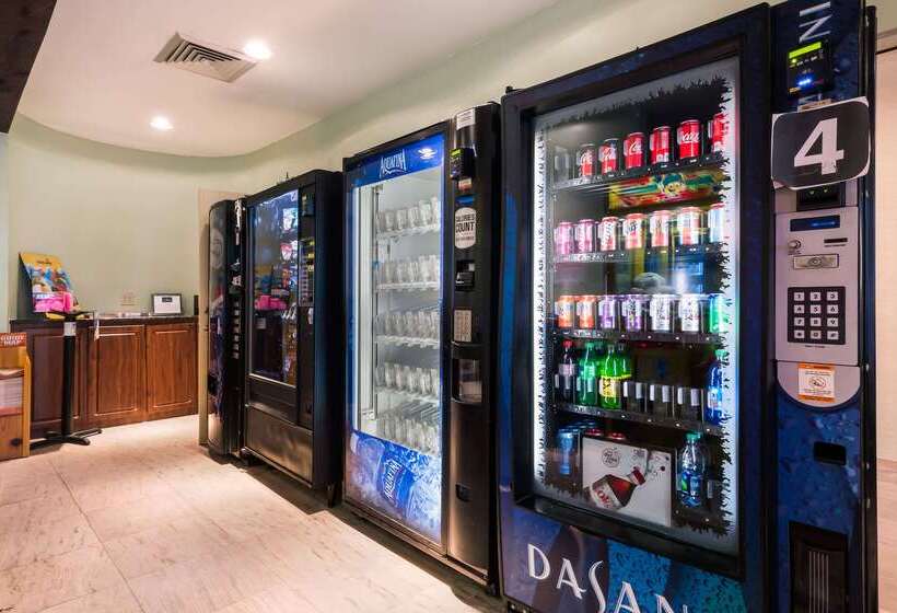 Отель The Block215