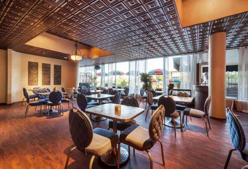 Отель The Block215