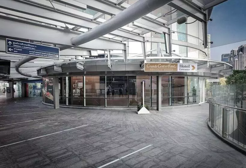 Grande Centre Point Hotel Terminal21