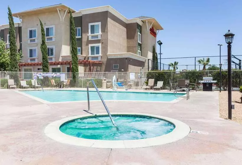 Отель Hawthorn Suites By Wyndham Victorville