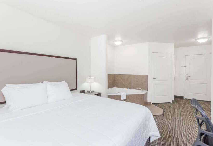 Отель Hawthorn Suites By Wyndham Victorville