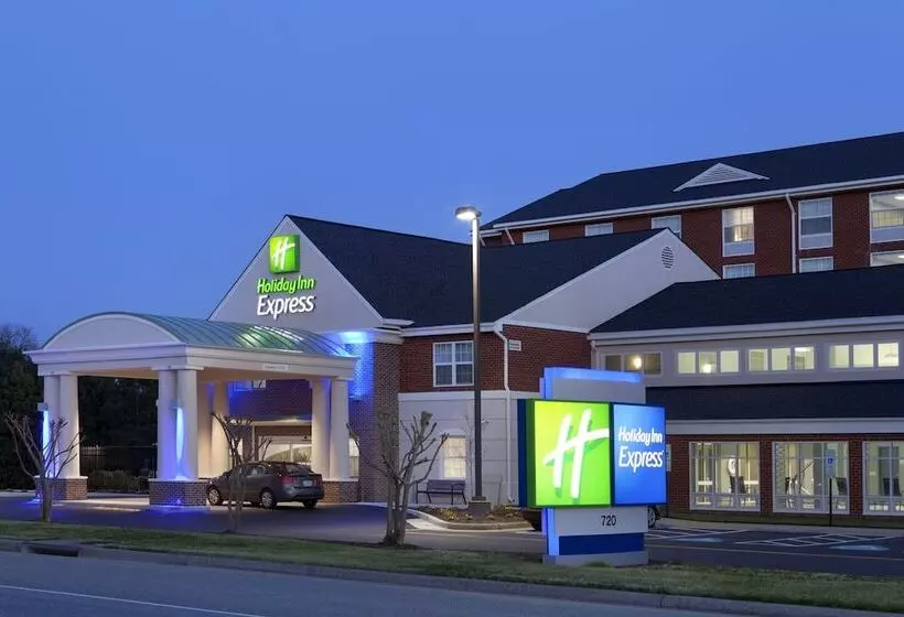 Hotel Holiday Inn Express Williamsburg North, An Ihg