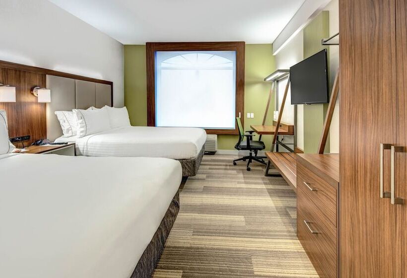 هتل Holiday Inn Express Woodbridge, An Ihg