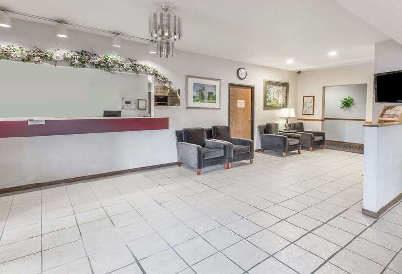 בית מלון כפרי Howard Johnson By Wyndham Manteno