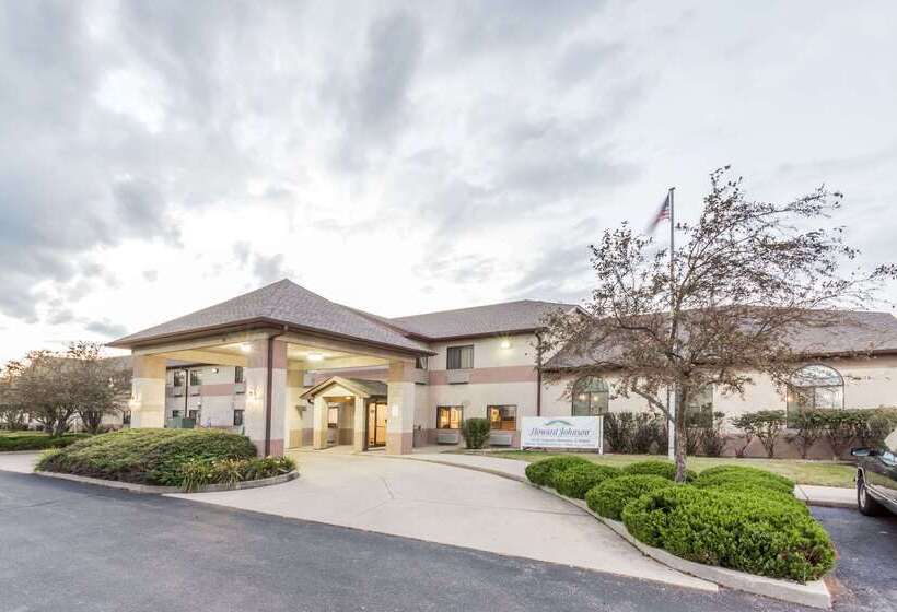 בית מלון כפרי Howard Johnson By Wyndham Manteno