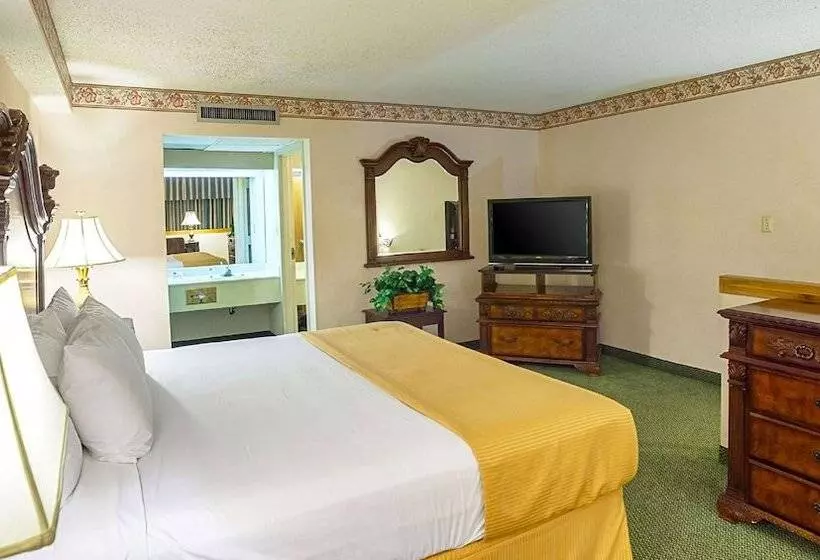 Otel Magnuson Grand Desoto