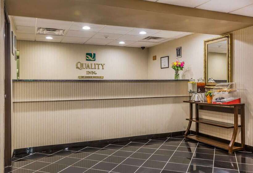 Отель Quality Inn Hyde Park   Poughkeepsie North