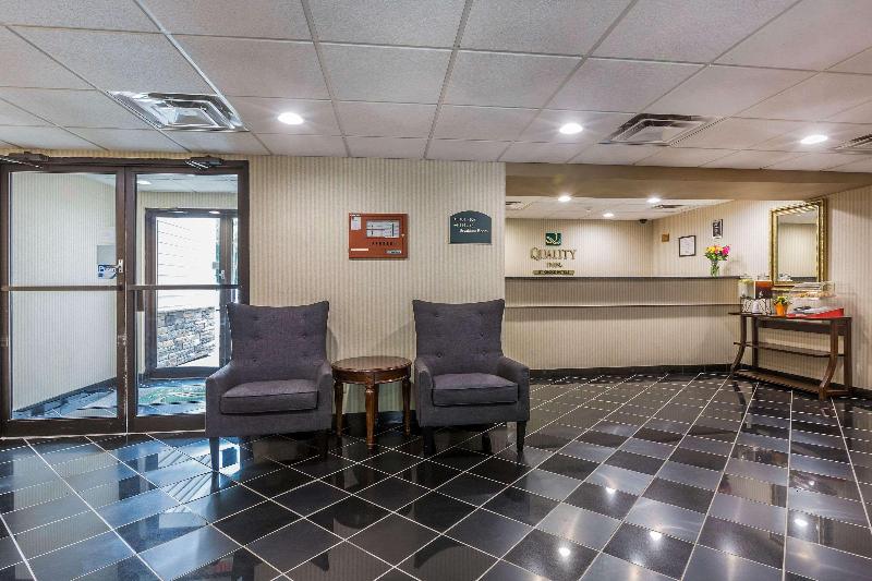Отель Quality Inn Hyde Park   Poughkeepsie North