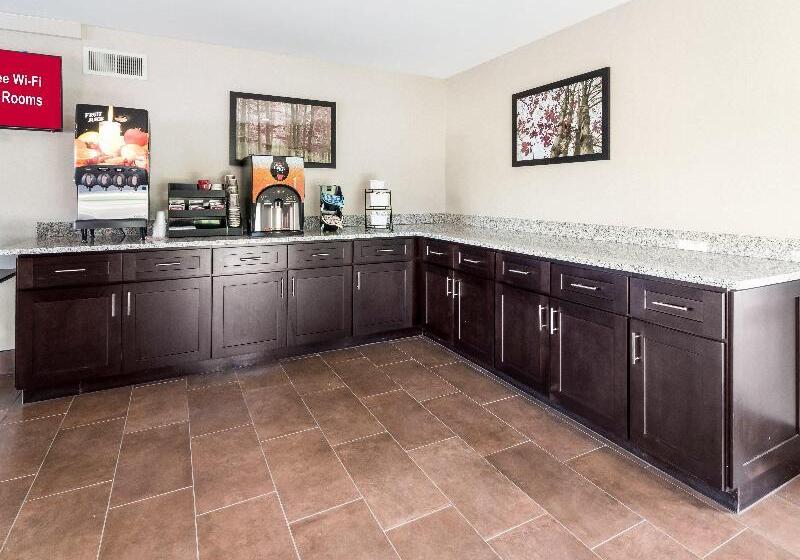 Отель Red Roof Inn Dandridge