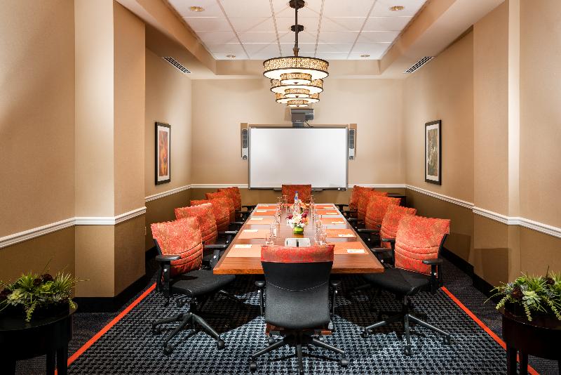 Staypineapple, The Maxwell Hotel, Seattle Center Seattle