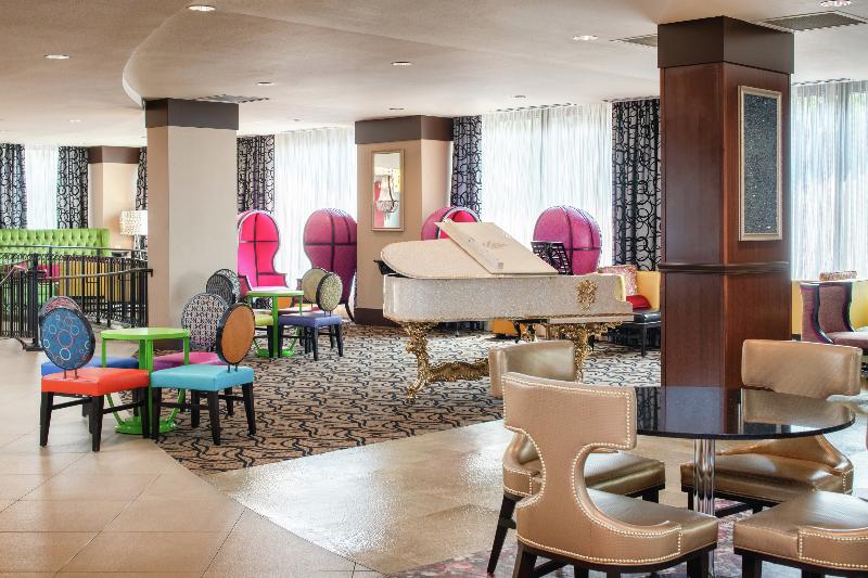 Staypineapple, The Maxwell Hotel, Seattle Center Seattle