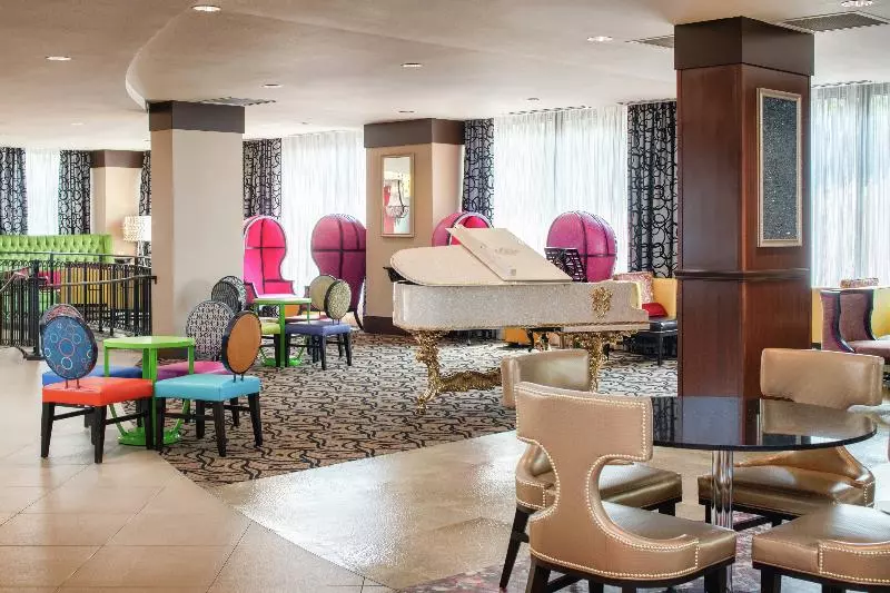 Staypineapple, The Maxwell Hotel, Seattle Center Seattle