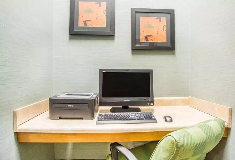 酒店 Spark By Hilton Daleville Roanoke North