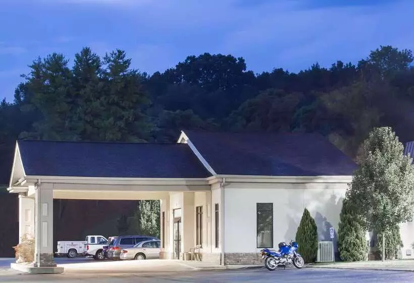 酒店 Spark By Hilton Daleville Roanoke North