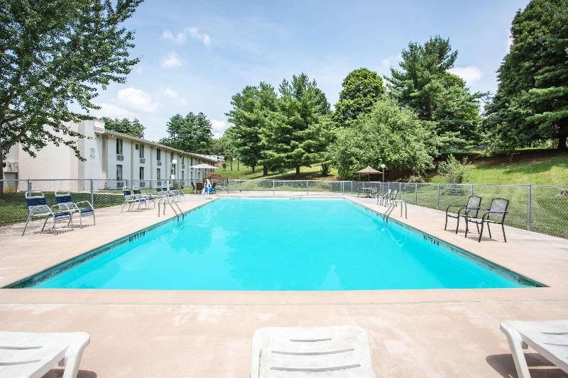 호텔 Spark By Hilton Daleville Roanoke North