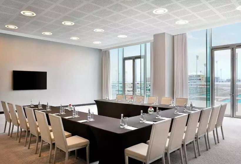 Hotel W Abu Dhabi  Yas Island