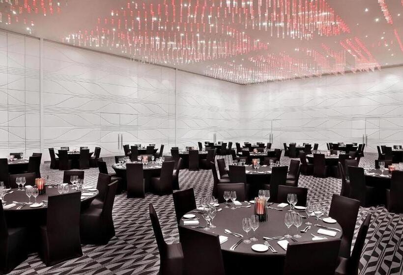 Hotel W Abu Dhabi  Yas Island