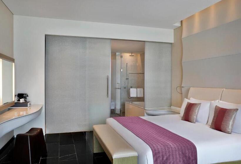 Hotel W Abu Dhabi  Yas Island