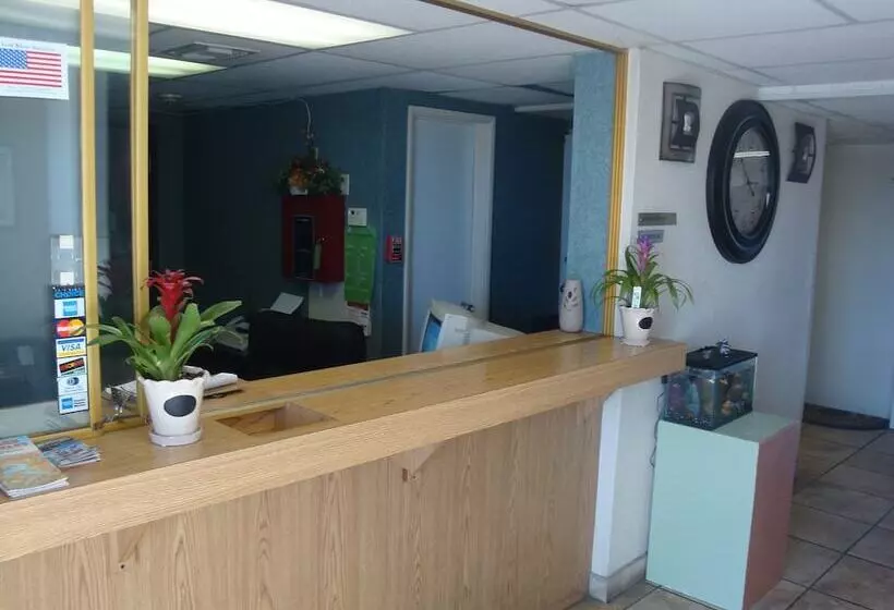 Motelli Travelers Inn