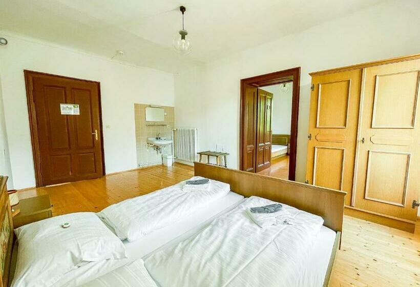 הוסטל Gasthof Elisabeth