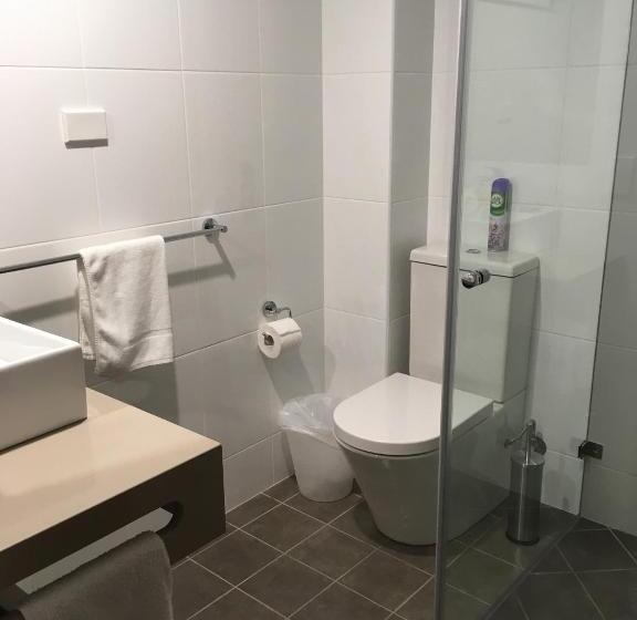 Отель Altitude The Lodge Smiggins