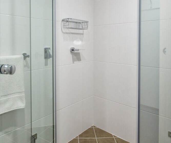 Отель Altitude The Lodge Smiggins