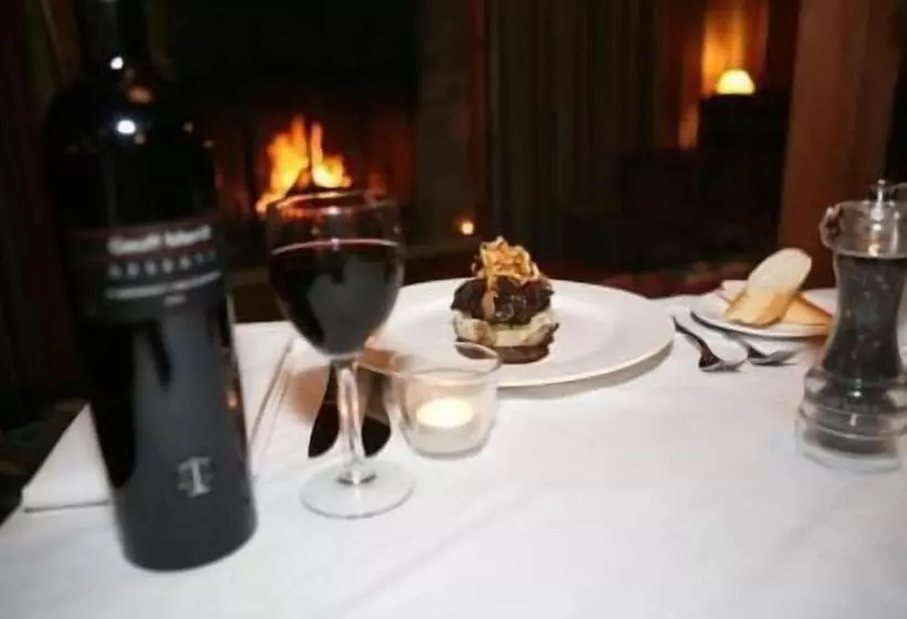 Hotelli Altitude   The Lodge Smiggins