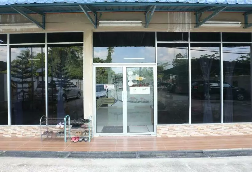 Hotelli Spot On 89778 Aisy