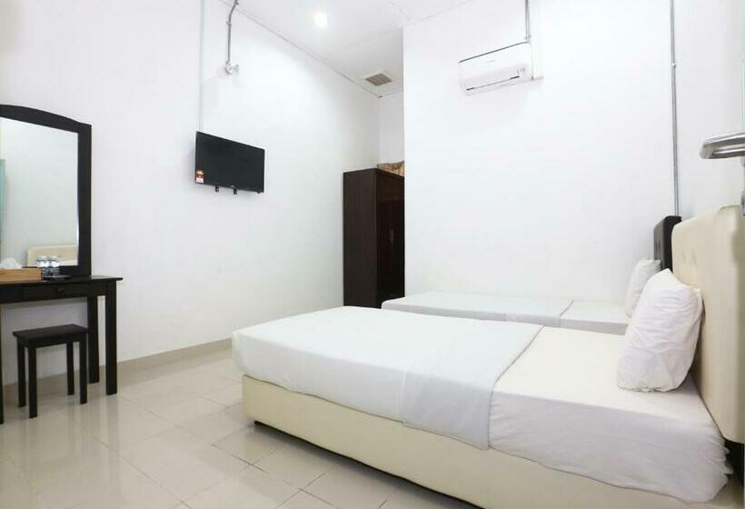 Hotel Spot On 89778 Aisy