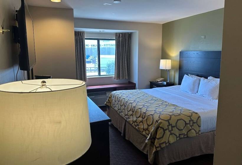 هتل Baymont By Wyndham Farmington