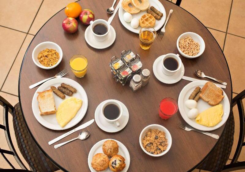 Best Western Plus Fredericton Hotel & Suites