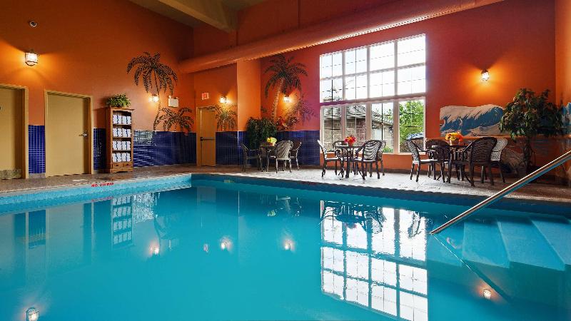 Best Western Plus Fredericton Hotel & Suites