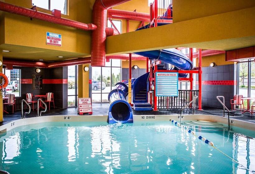 酒店 Comfort Suites Kelowna