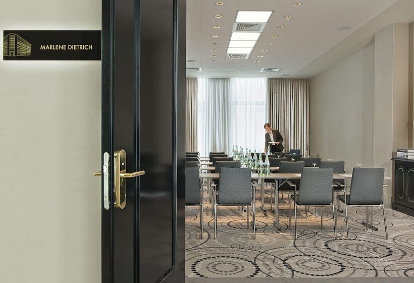 Berlin Potsdamer Platz by Leonardo Hotels