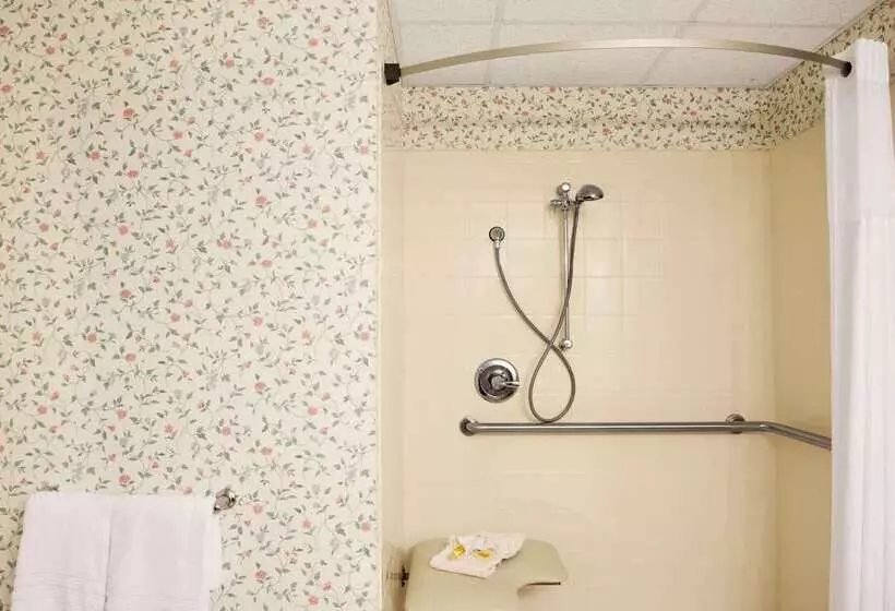 호텔 Days Inn By Wyndham Grayling