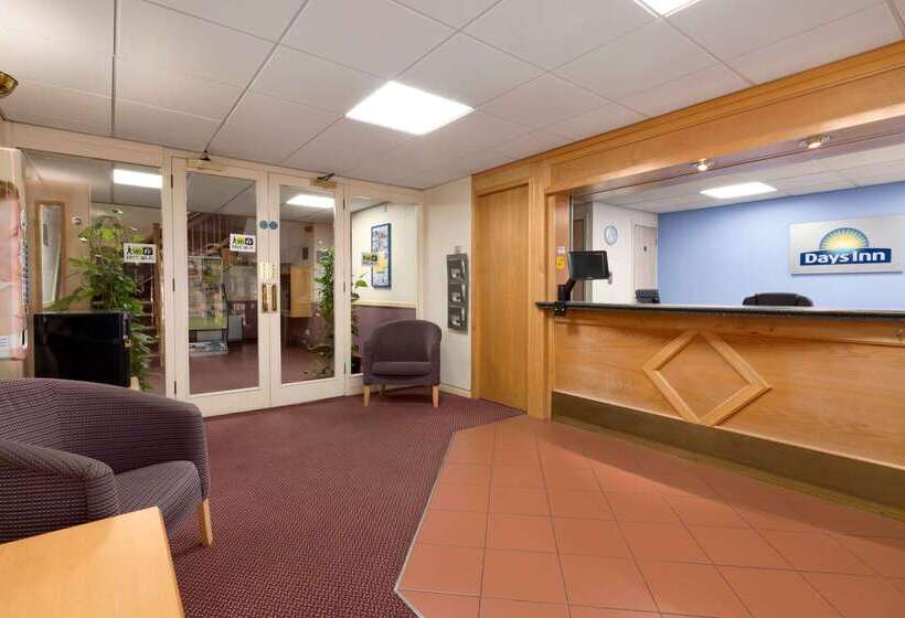 호텔 Days Inn Southampton Rownhams