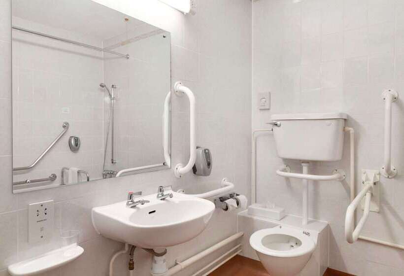 호텔 Days Inn Southampton Rownhams