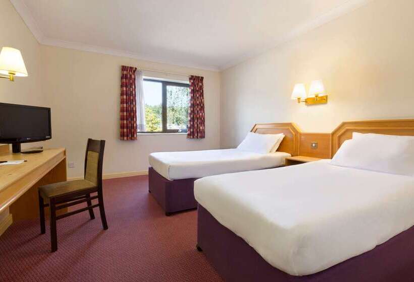 호텔 Days Inn Southampton Rownhams